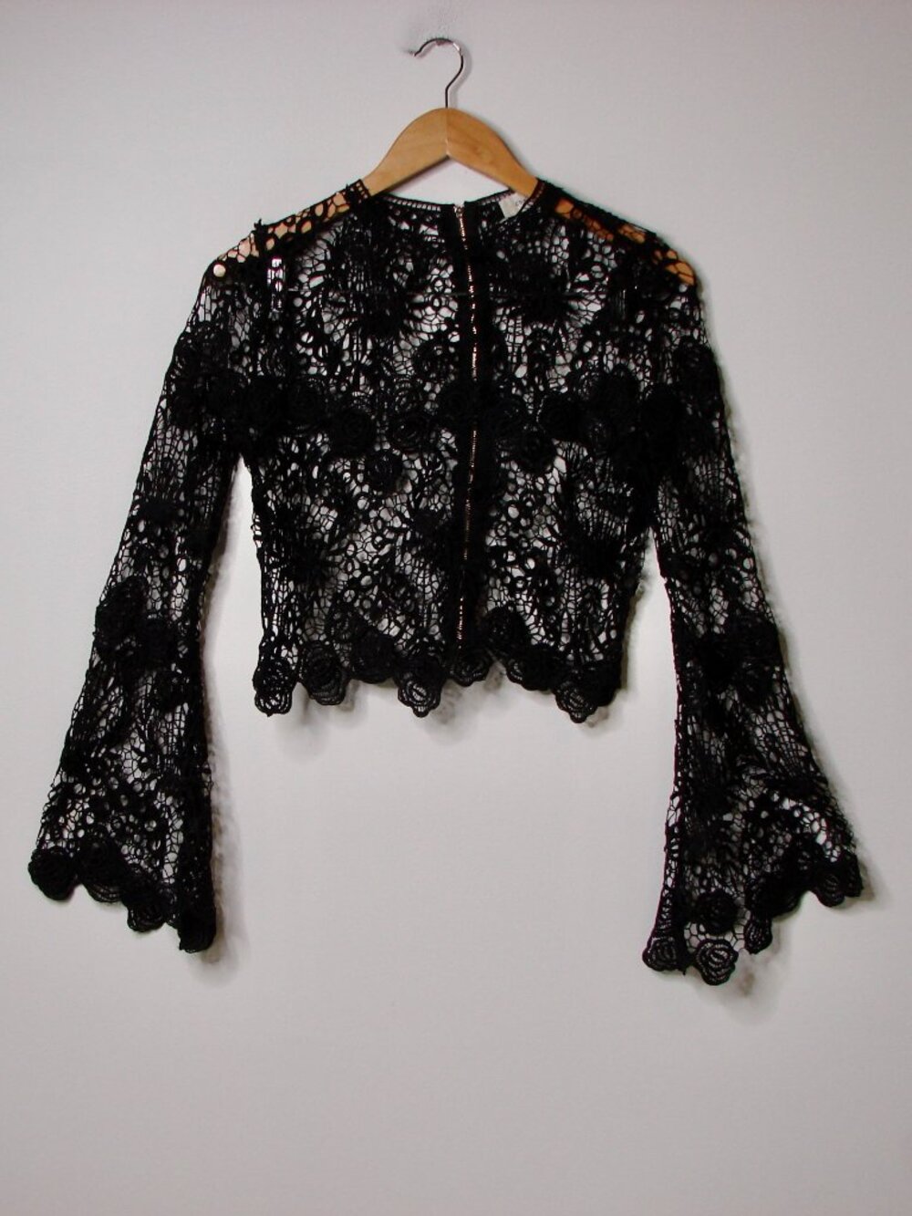 Honey Chelsea Black Open Lace Top Long Wide Sleeve Whimsigoth Goth Size Medium